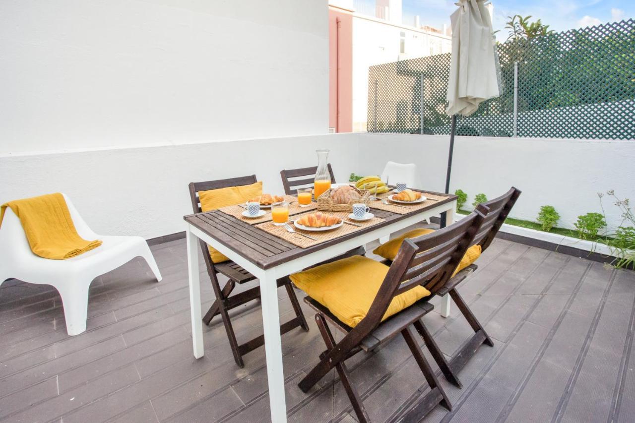 Modern 2 Bedroom Apartment In Estrela With Outside Terrace! Amazing For Families, Couples, Friends Lisboa Dış mekan fotoğraf