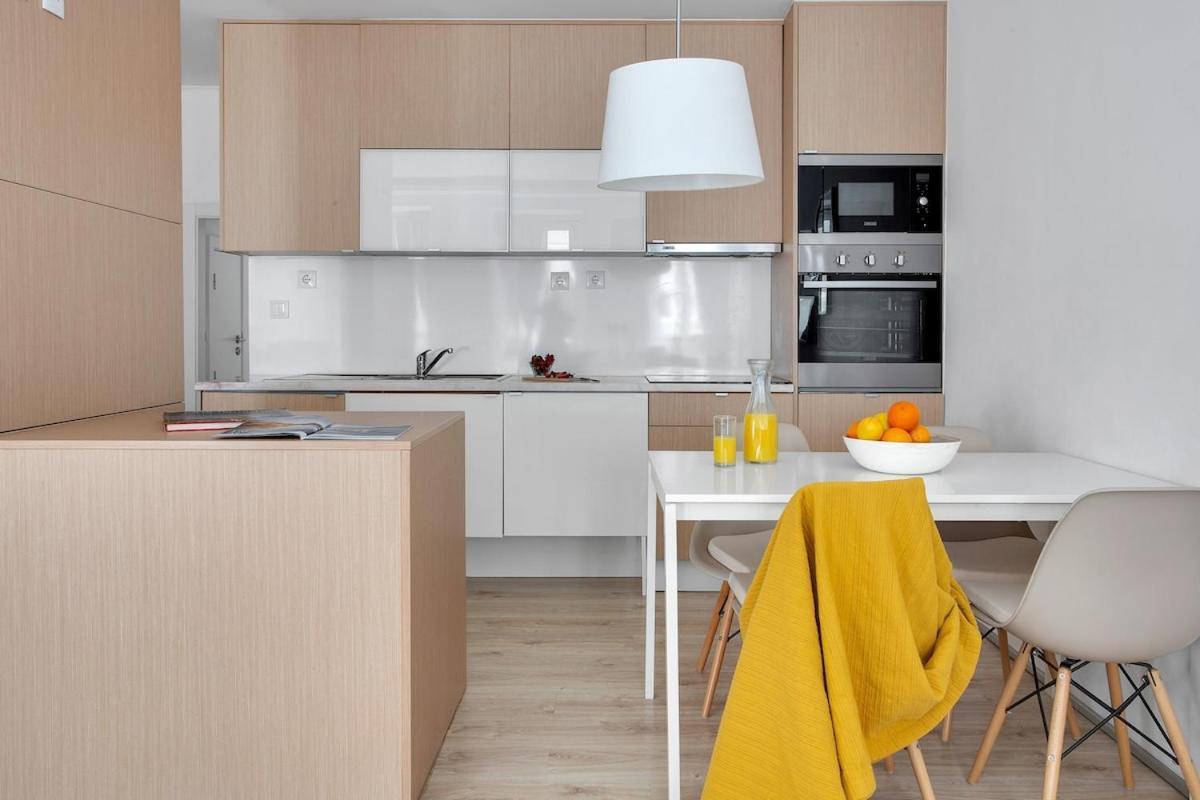 Modern 2 Bedroom Apartment In Estrela With Outside Terrace! Amazing For Families, Couples, Friends Lisboa Dış mekan fotoğraf