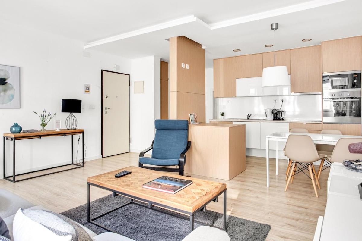 Modern 2 Bedroom Apartment In Estrela With Outside Terrace! Amazing For Families, Couples, Friends Lisboa Dış mekan fotoğraf